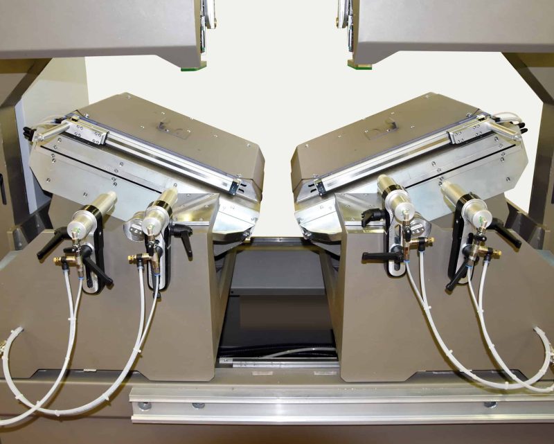 PERTICI Dubbele Verstekzaagmachine type 600 TSE (2)