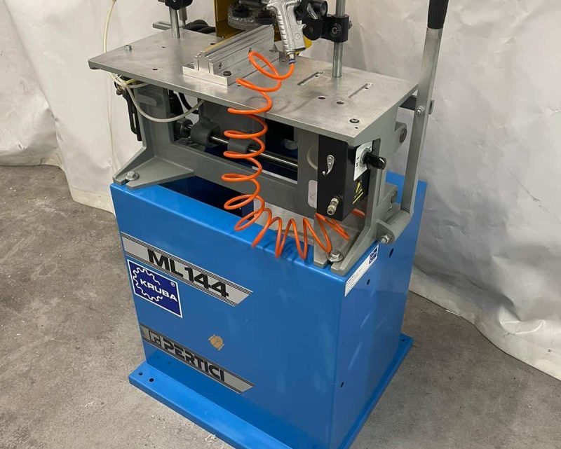 PERTICI UNIVER ML 144.(1)JPG