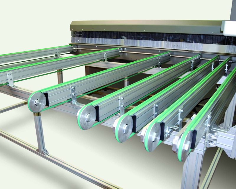 PERTICI Zaagcentrum voor kunststof profielen type SCARABEO SC 65 (1)