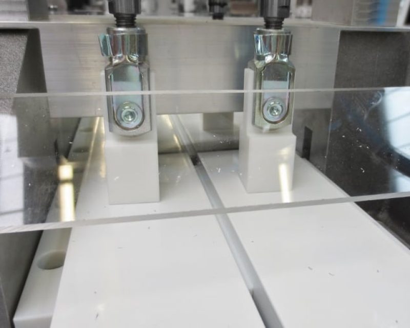 RAPID Glaslijstenzaagmachine type GLI (4)