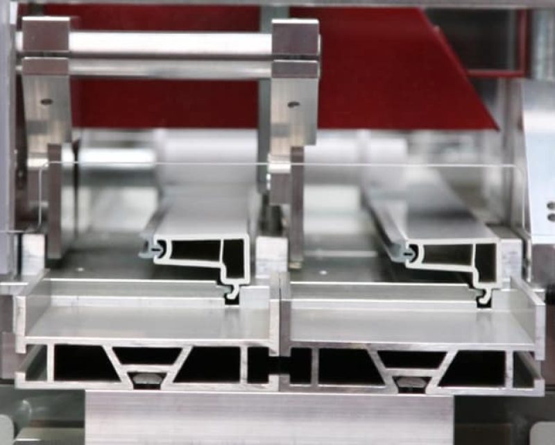 RAPID Glaslijstenzaagmachine type GLX 250 (4)